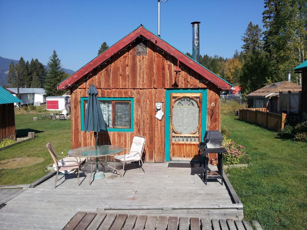 Steamboat Mountain Chalets Hotel Spillimacheen Kültér fotó